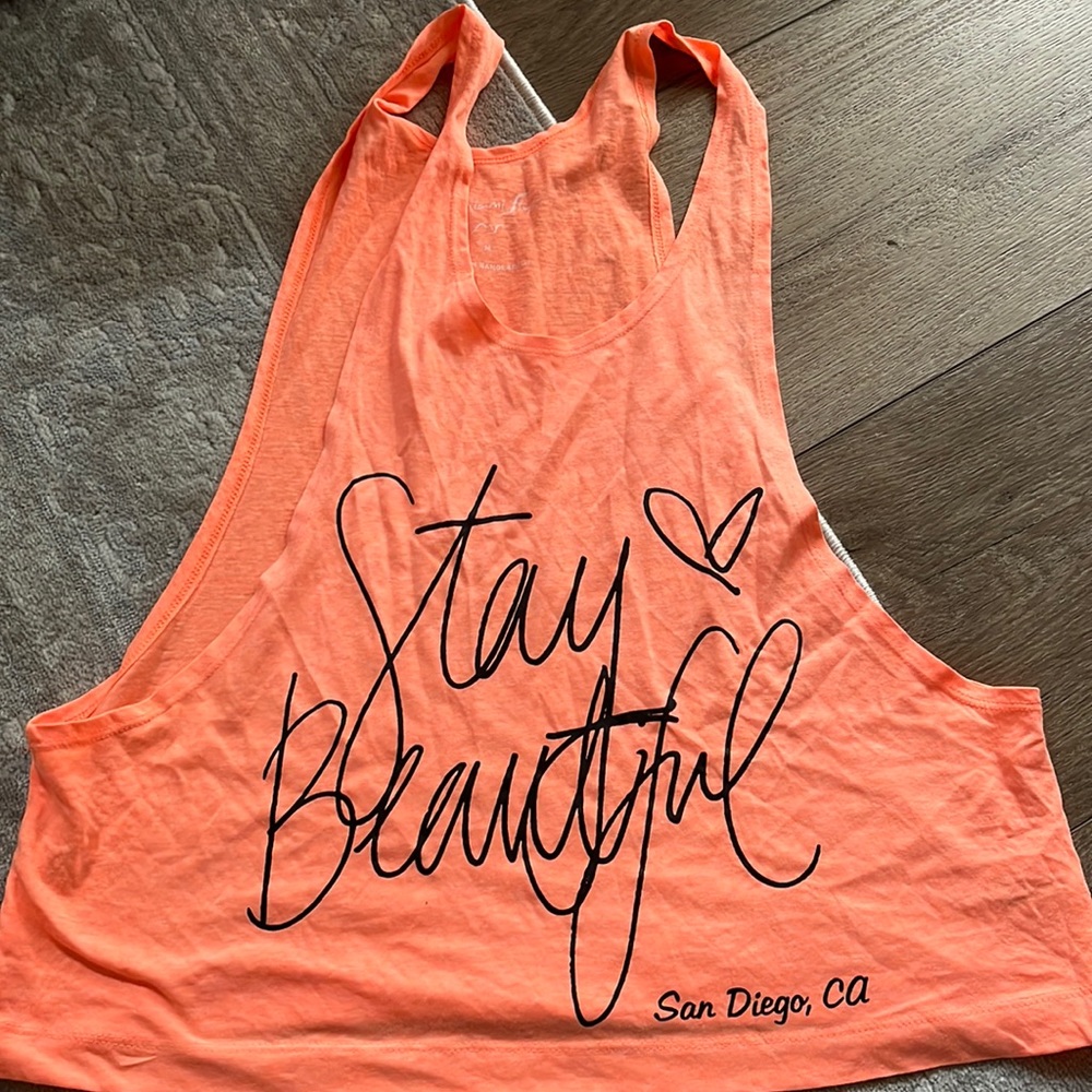 Muscle tee